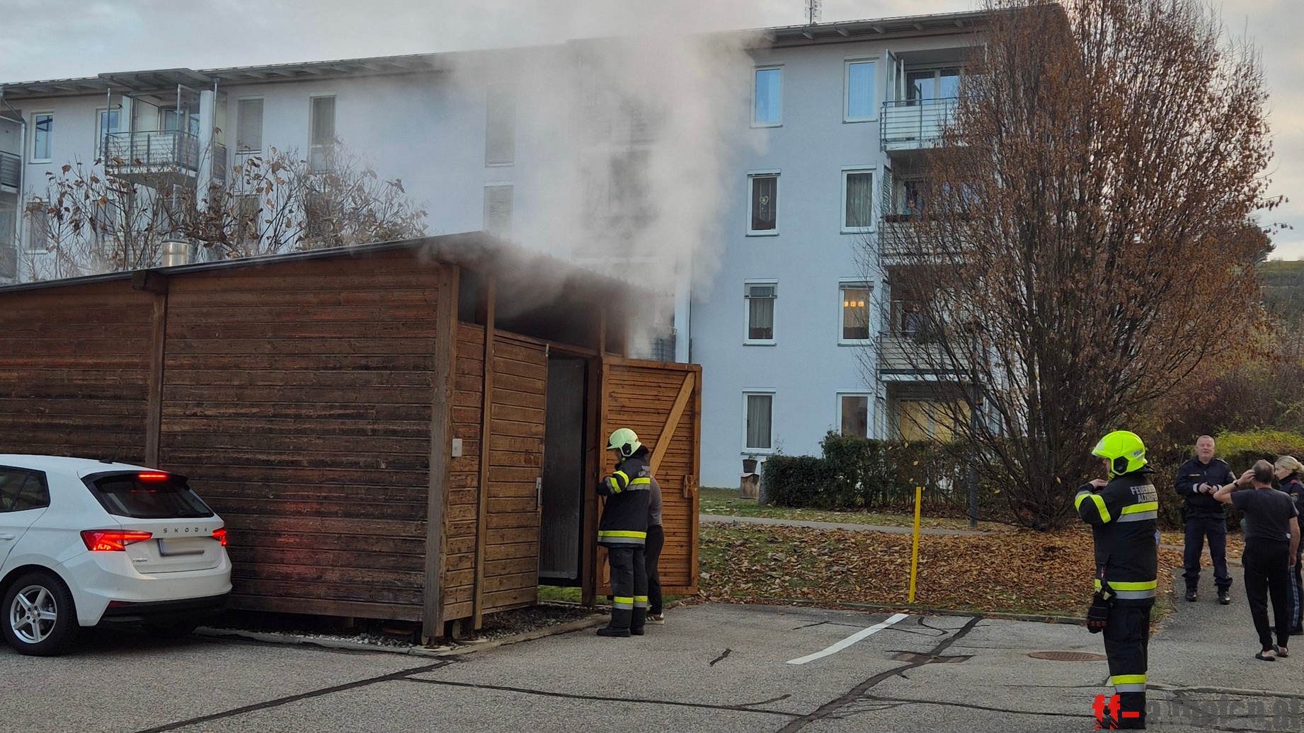 Wasserdampf-Austritt