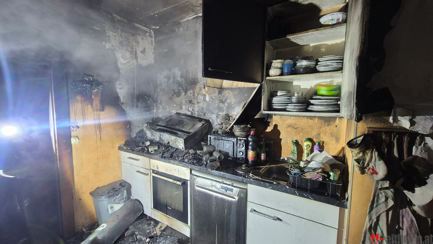 Wohnungsbrand – Person gerettet